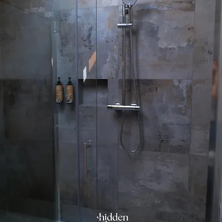 Hidden Aces-Deluxe Double Room 3* Malahide